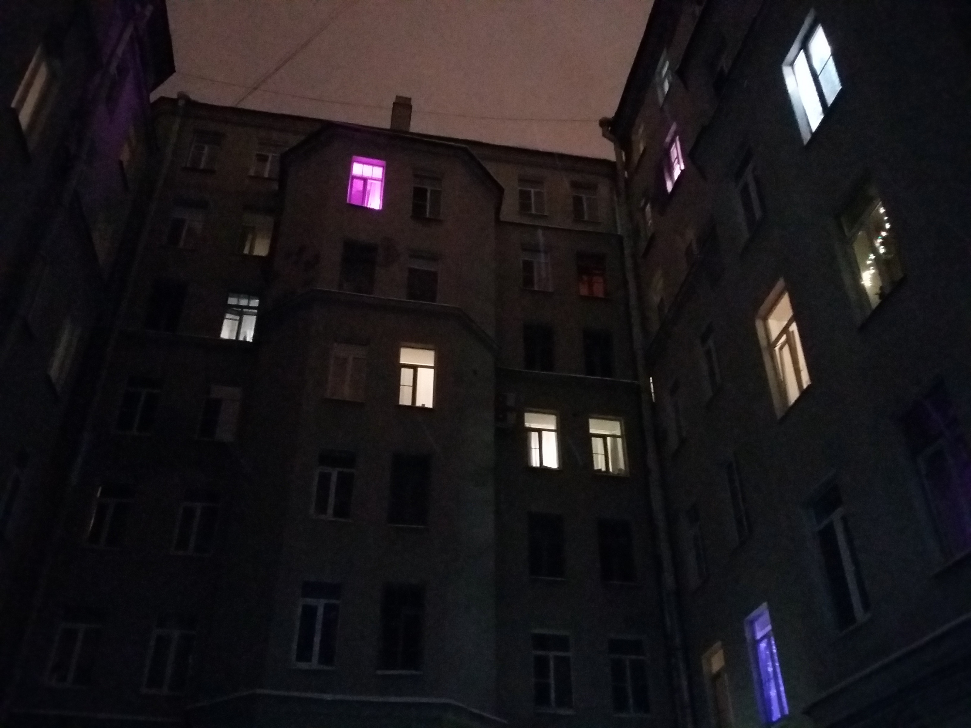 Харьков без света и воды. Киев без света. Метро без света.