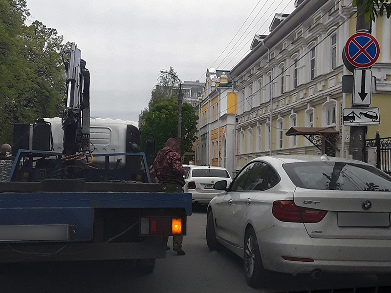 За неделю с улиц Рязани на спецстоянку отправили 161 автомобиль