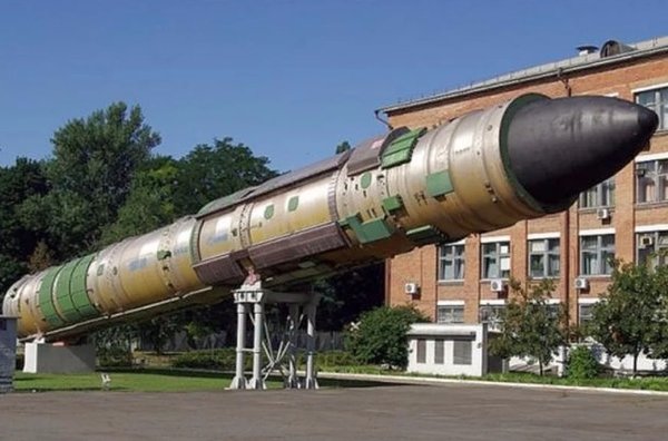 Самое время начать разоружение... Россия утилизирует ракеты "Сатана" Самое время начать разоружение... Россия утилизирует ракеты "Сатана"