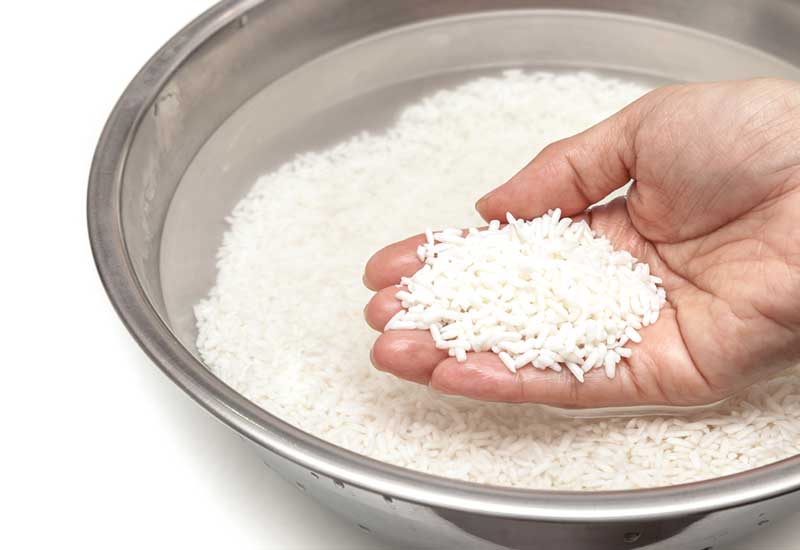 Вот что вы должны всегда делать с рисом, перед тем как его приготовить кулинария