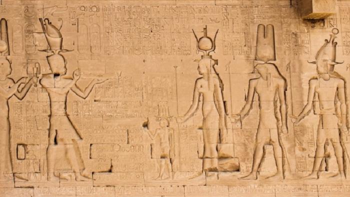 Неожиданно: малоизвестные исторические факты о Клеопатре (9 фото)