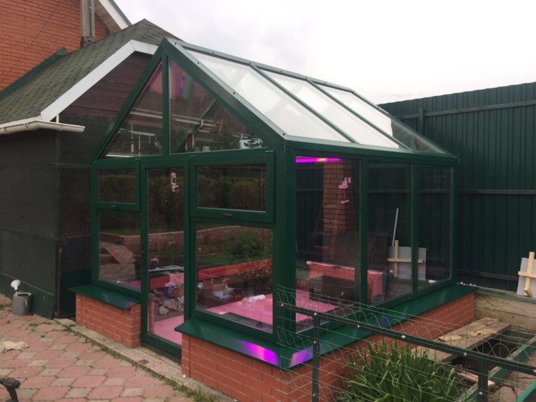 Домашняя оранжерея своими руками для дома и дачи