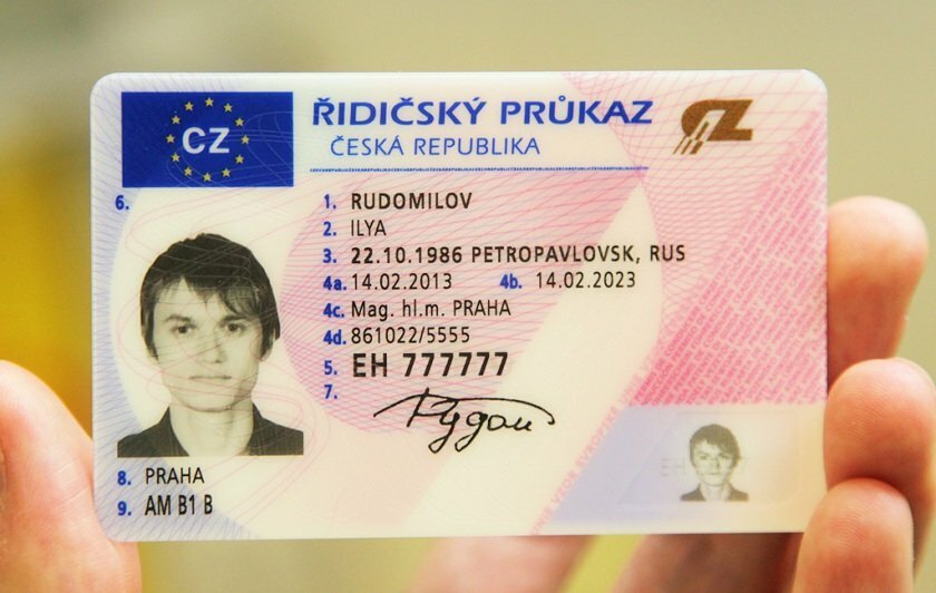 Можно ли ездить по России с иностранными водительскими правами? авто и мото,правила