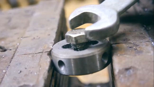 Оригинальный светильник из металла своими руками Оригинальный светильник из металла своими руками гаджеты