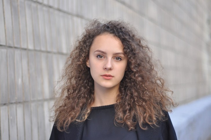 Как меня красивая девушка развела в магазине…