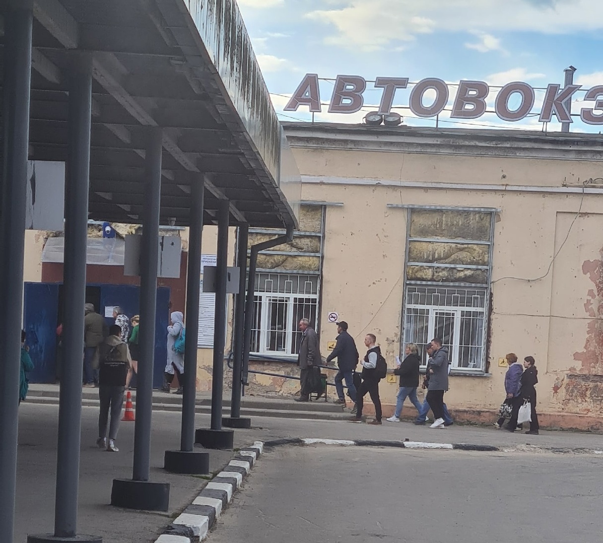 Рязанский автовокзал номер. Рязанский автовокзал. Автовокзал Приокский Рязань. Торговый городок Рязань 2023. Мервинский автовокзал Рязань.