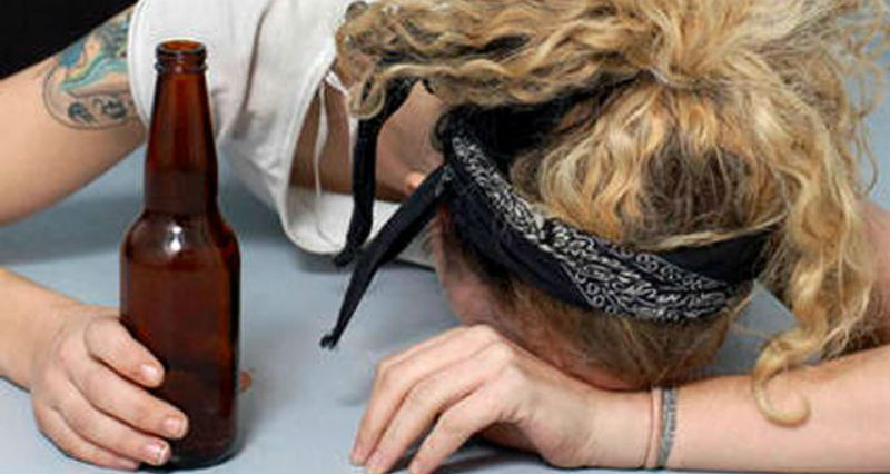Почему люди пьют одинаково, но некоторые наутро ничего не помнят