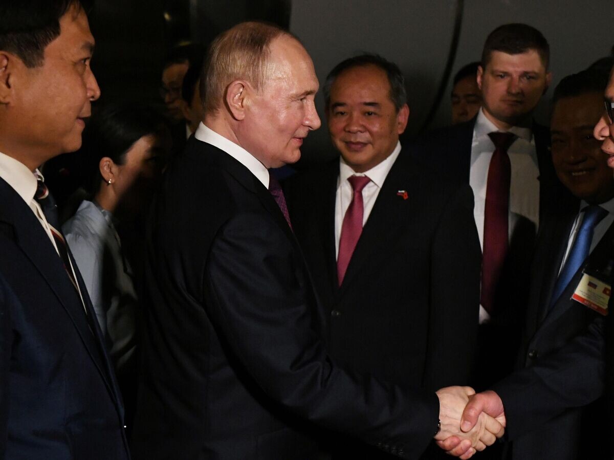    Дружественный государственный визит президента Владимира Путина во Вьетнам© Фото : Пресс-служба президента России