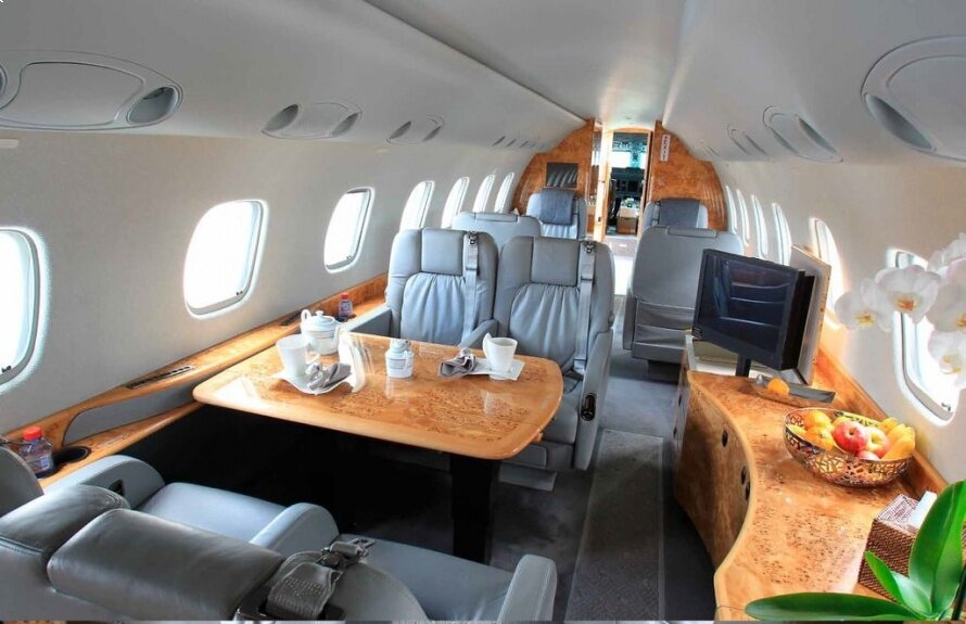 Как живет Патриарх Кирилл: дворец в Геленджике, личный самолет, поезд и яхта знаменитости,интерьер и дизайн,о недвижимости