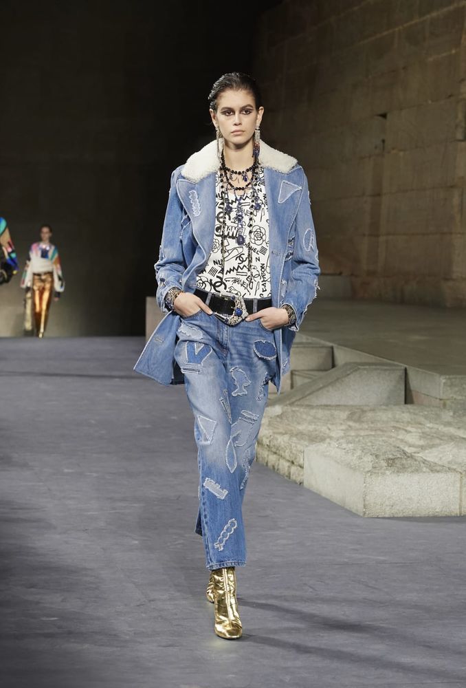 Chanel привез Египет в Сеул: Топ-17 нарядов показа Metiers d'Art 2018/19 Chanel привез Египет в Сеул: Топ-17 нарядов показа Metiers d'Art 2018/19 chanel,дизайнеры,коллекции,мода,мода и красота,стиль