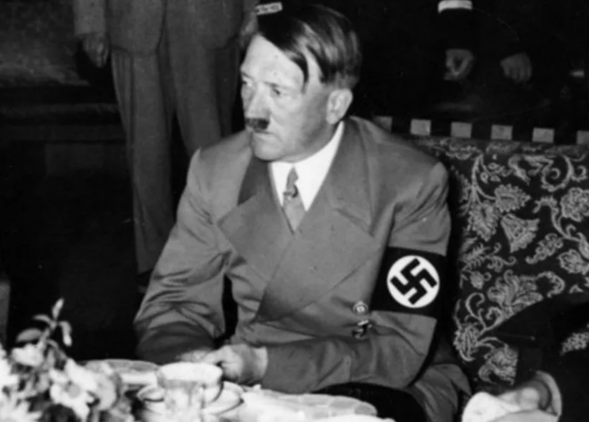 Последние слова Гитлера в бункере перед смертью. Почему это так долго скрывали от простых людей