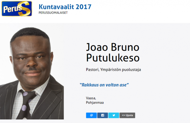В Финляндии депутатом «Истинных финнов» может стать темнокожий мигрант-пастор с «усами Гитлера»