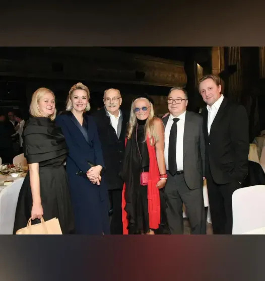 Никита Михалков с семьей