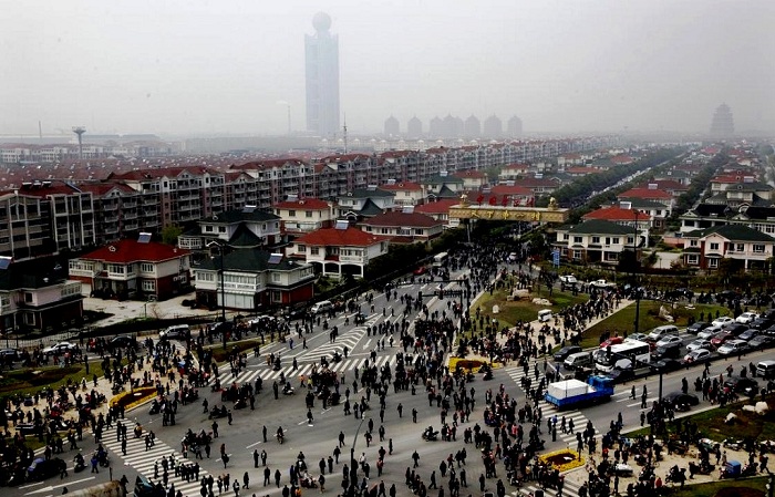 Хуаси – китайская деревня миллионеров Хуаси – китайская деревня миллионеров города,заграница,страны