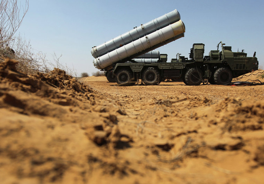 Дроны боевиков и ВВС Турции «уничтожили» российский С-300 в Сирии Дроны боевиков и ВВС Турции «уничтожили» российский С-300 в Сирии