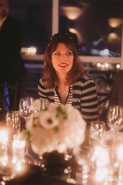 Марго Робби, Камила Морроне, Марион Котийяр на вечеринке Chanel в Каннах Марго Робби, Камила Морроне, Марион Котийяр на вечеринке Chanel в Каннах Красная дорожка