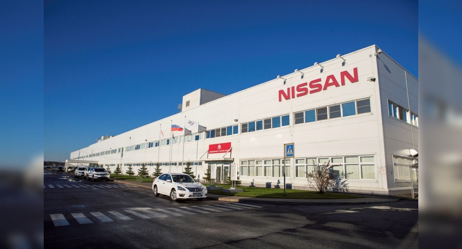 Nissan сократил производство на 27% в 2020 году Автомобили