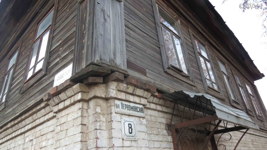 Сами виноваты: чиновники обвиняют жильцов в разрушении векового дома в Нолинске