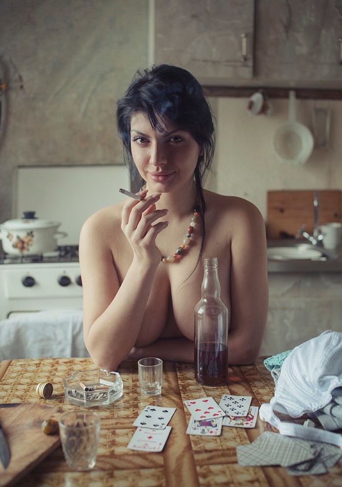 Фотосессия озорных прачек от украинского художника девушки, фотосессия, художник