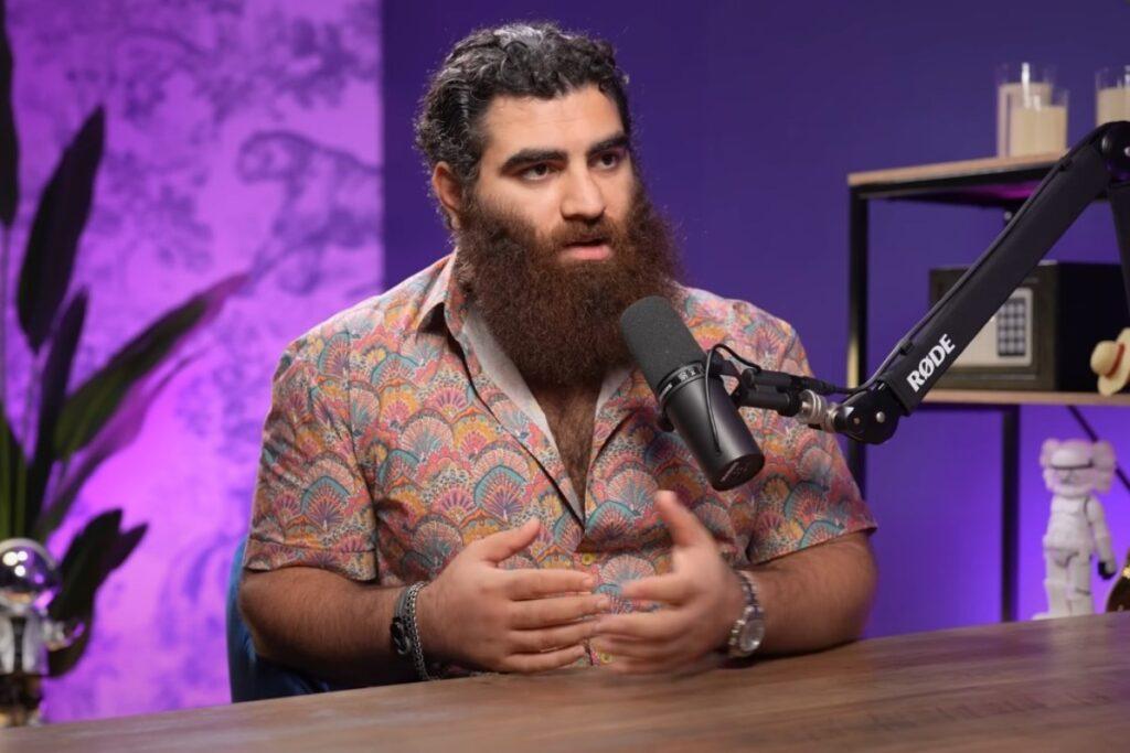 Блогеру-женоненавистнику Маркаряну грозит срок по реабилитации нацизма