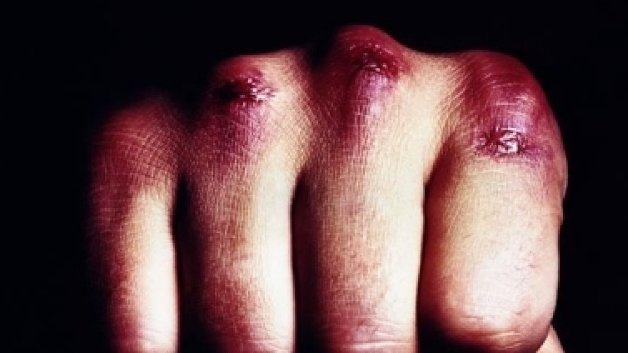 Житель Новосибирска с другом избили до смерти двух мужчин из ревности