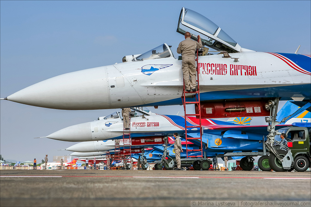 Русские витязи и Стрижи на China Airshow 2016