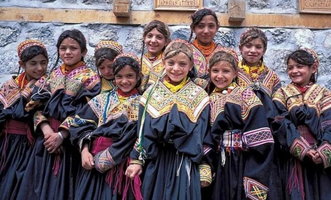 Загадка долголетия племени Хунза, которую наука не может разгадать. Люди живут по 120 лет и заводят детей в 60 Загадка долголетия племени Хунза, которую наука не может разгадать. Люди живут по 120 лет и заводят детей в 60