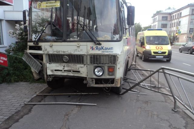 Не защищает и убивает авто и мото,автоновости,видео