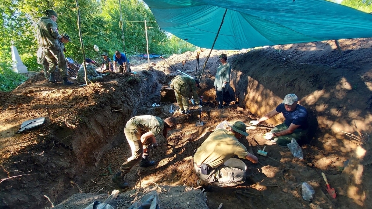 Захоронение расстрелянных фашистами мирных жителей нашли под Тулой Общество