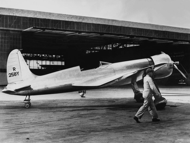 Щеголь: рассказываем про один из странных самолетов ХХ века Щеголь, Хьюза, Геркулес, крыльев, большой, футов, гиганта, Щеголя, авиации, Хьюзу, полностью, восемь, фюзеляж, судов, своих, самый, вложил, солдат, войны, размах