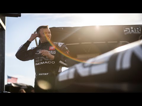 Квят выпустил видеоролик с подготовкой к этапу NASCAR в Шарлотт