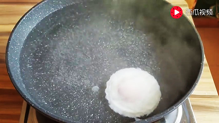 Это самый простой и быстрый способ отварить яйца вкусно и красиво