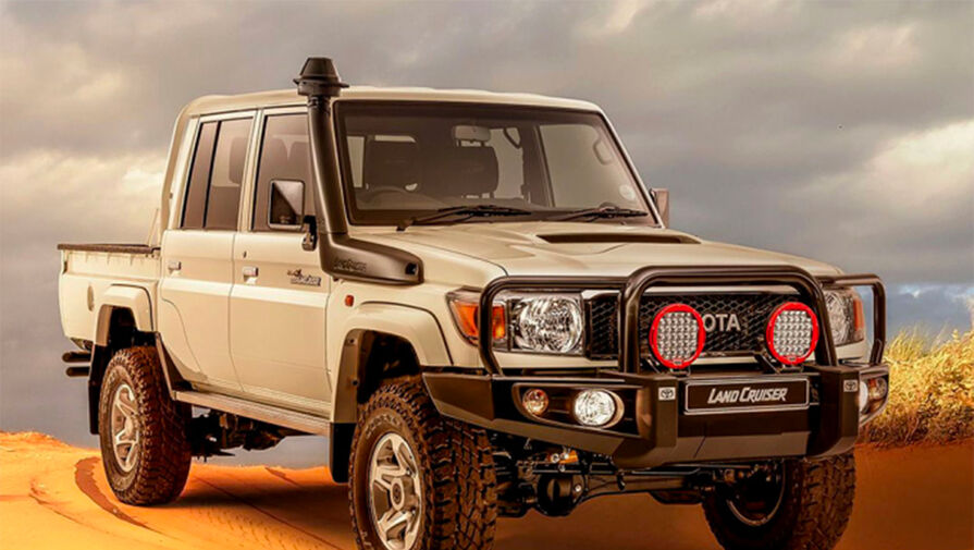 В России начались продажи новых пикапов Toyota Land Cruiser 79