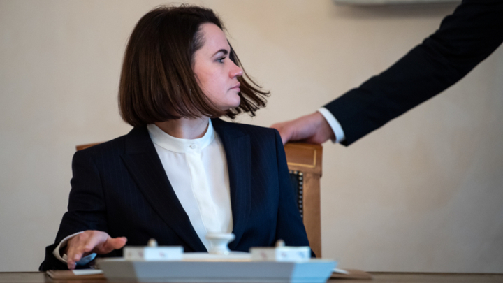 ПРЕЗИДЕНТ БЕЛОРУССИИ НАЗНАЧЕН. ТИХАНОВСКАЯ ОБРАТИЛАСЬ К НАЦИИ