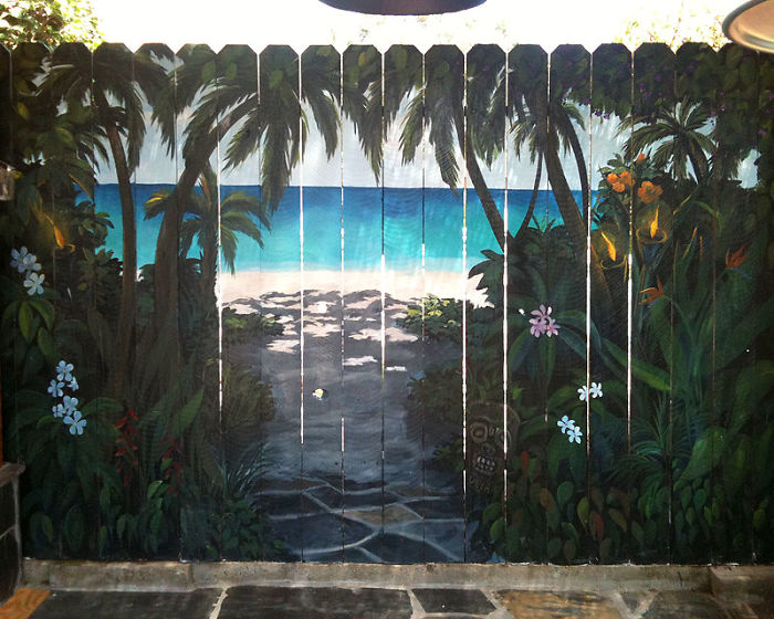 самые необычные заборы