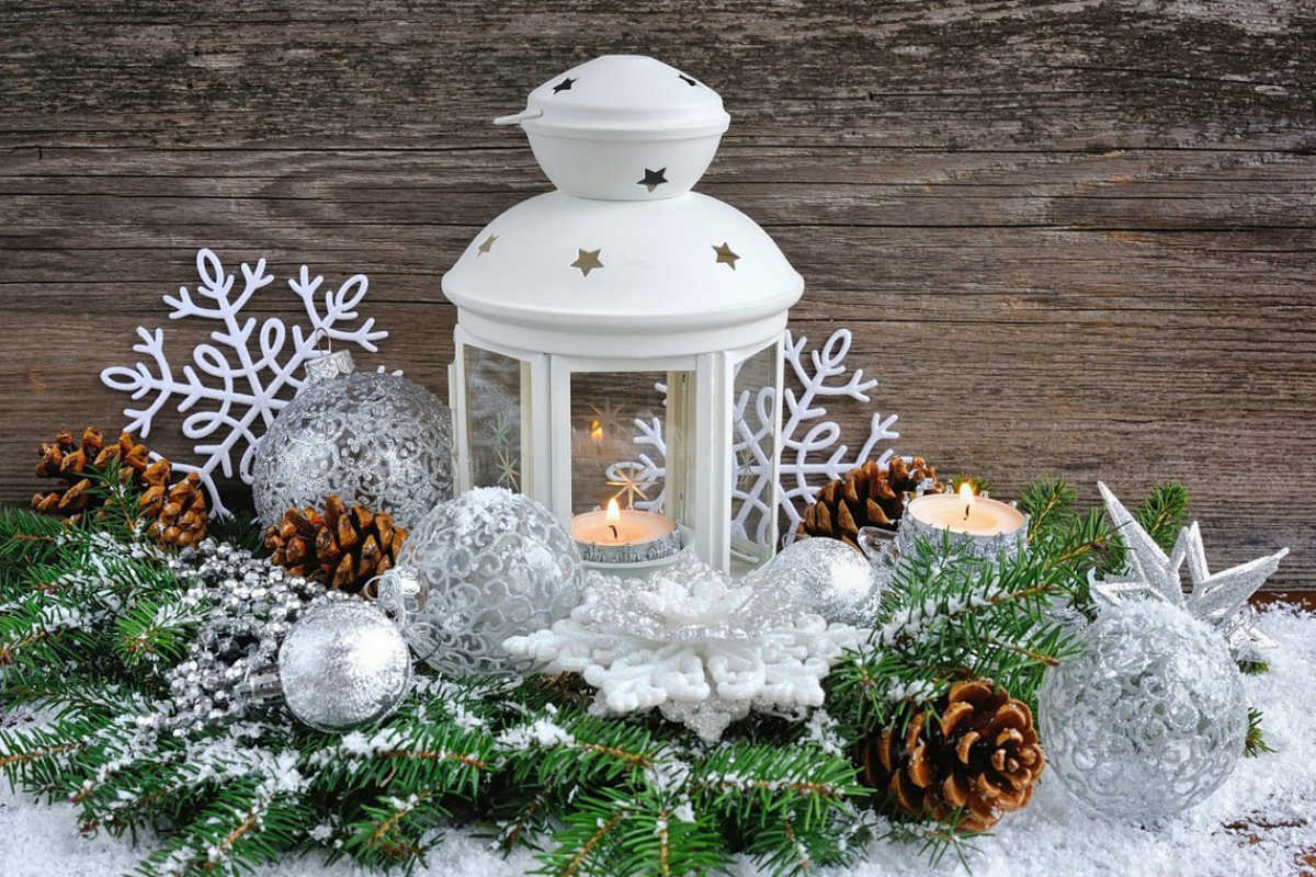 Композиции со свечами: 12 идей для зимнего декора для дома и дачи,новогодний декор