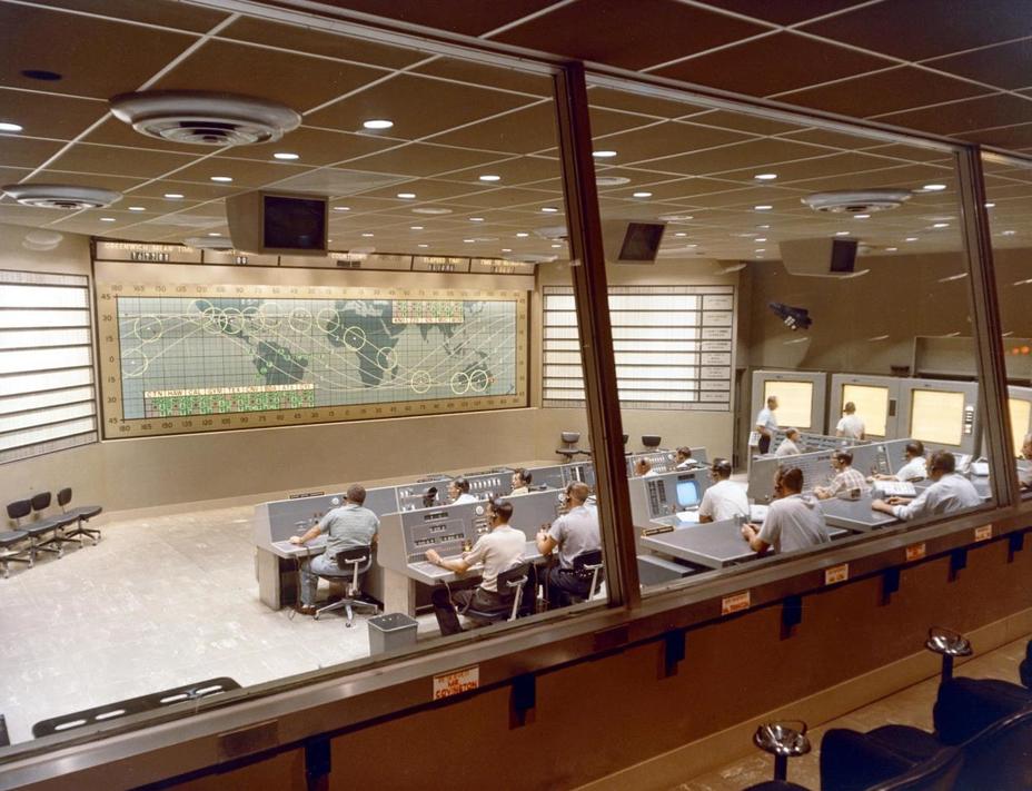 ​Центр управления полётами программы Mercury (Building 1385) на мысе Канаверал; 1962 год. NASA nasa.gov - «Меркурий» против «Востока» | Warspot.ru