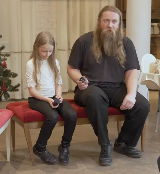 13-летняя Алиса Теплякова, поступившая в МГУ в 9 лет, стала психологом и берёт 50 тысяч рублей за приём Алиса, Теплякова, Евгений, может, стала, Тепляков, получила, диплом, возраста, университет, перевелась, после, дочери, Евгения, Тогда, предметам, Хеймдалль, четыре, хорошо, студенткой