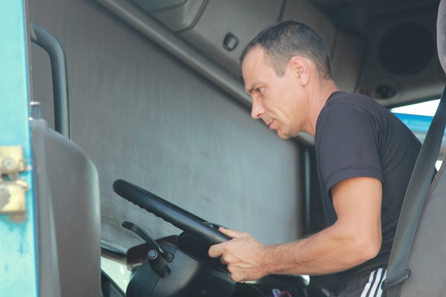 Банды и «слепые зоны». Что пугает российских дальнобойщиков? Банды и «слепые зоны». Что пугает российских дальнобойщиков? авто и мото,автоновости