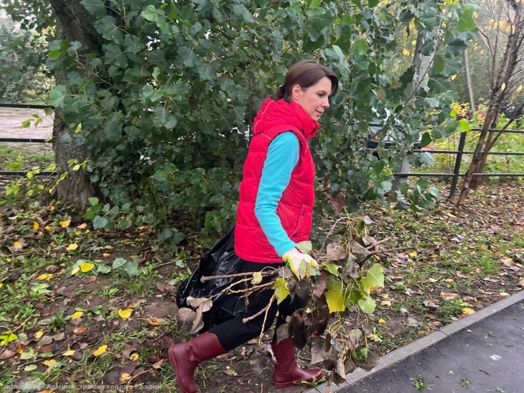 В Рязани прошёл первый осенний общегородской субботник