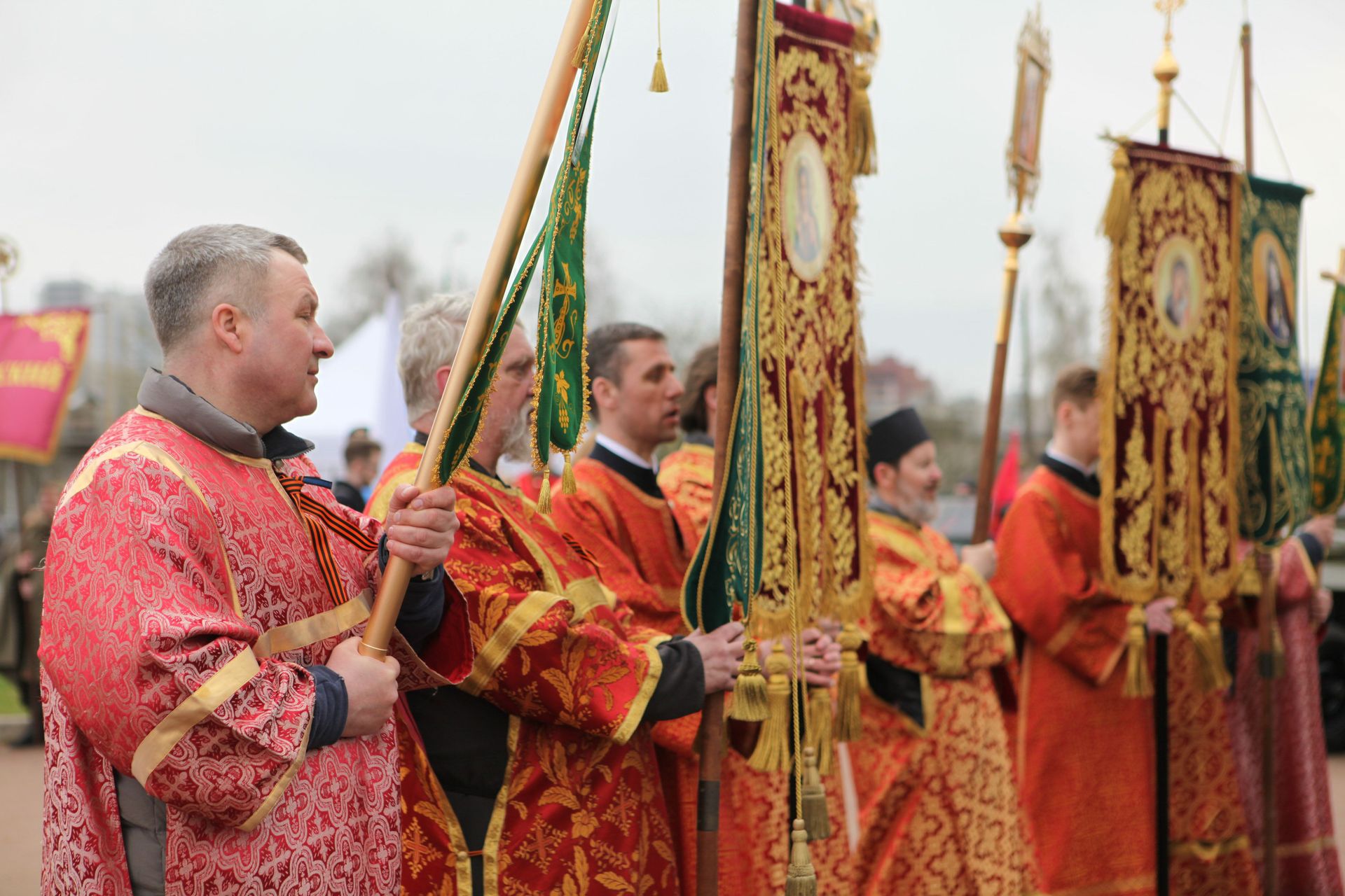 Александр Невский крестный ход