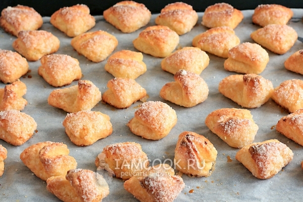 Рецепт печенья «Ушки» из творога