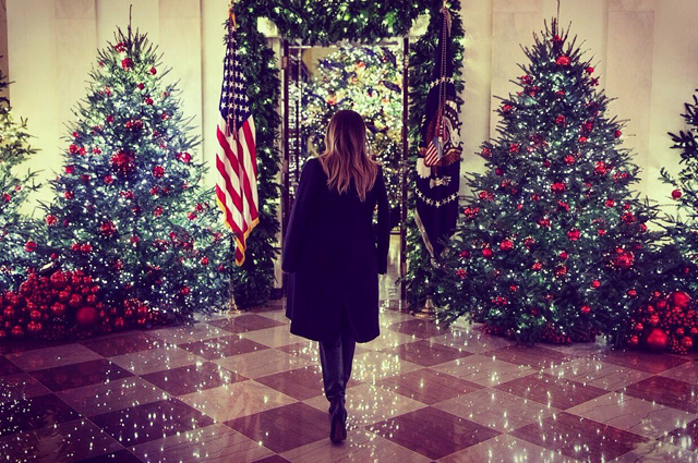 Мелания Трамп оценила рождественские украшения в Белом доме новости, мелания трамп