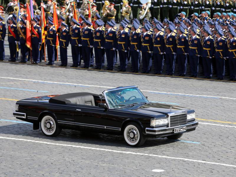 Хроники парадных кабриолетов. «Американцы» на Красной площади - 3 часть россия