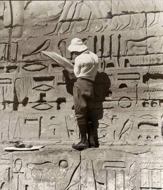 Копирование египетских иероглифов археология, древний египет, египтология, история, мумия, пирамиды, фараон, храмы