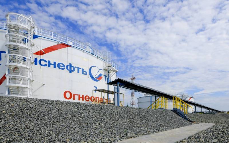 У России может появиться посредник в перепродаже нефти Европе
