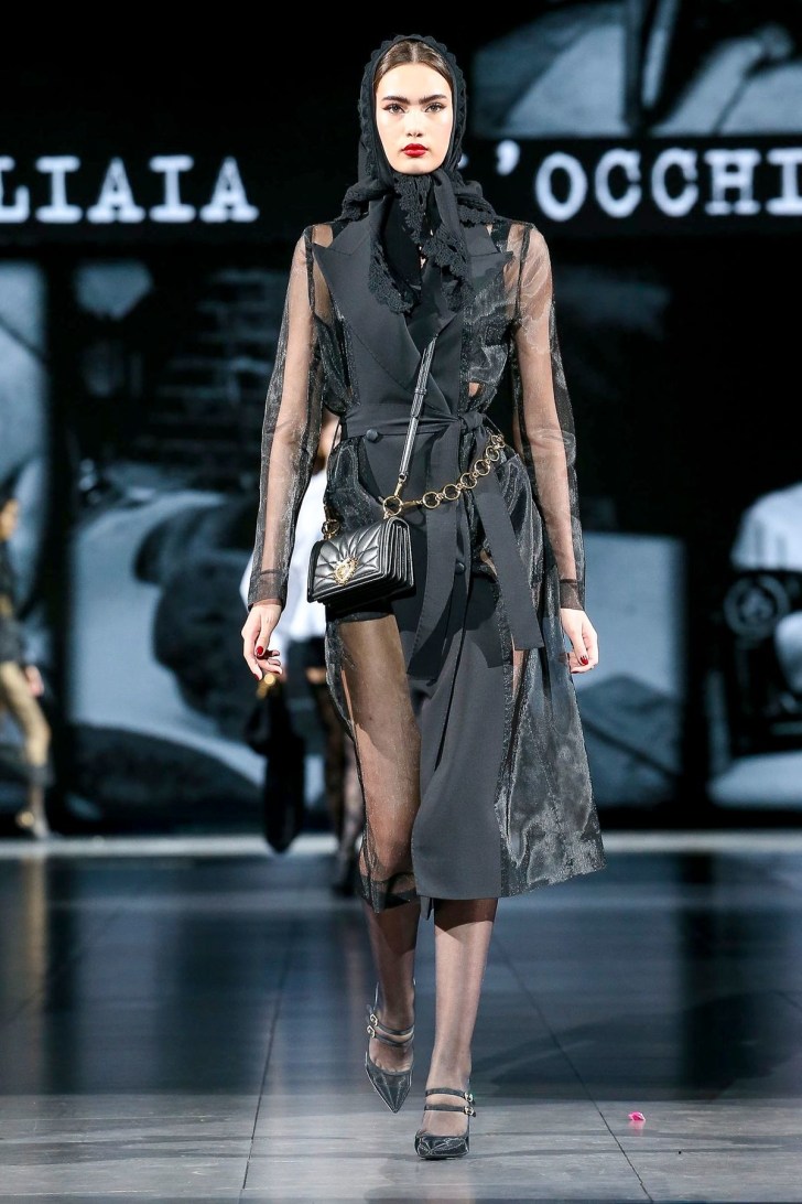 Как носить вязаные вещи стильно: показывает Dolce & Gabbana вязаные, Gabbana, кроптопы, длинные, вещами, выглядят, вязаными, образы, делает, контраст, тканей, легких, одеждой, коллекции, сочетается, одежда, привычная, вязаная, соблазнительными, длина