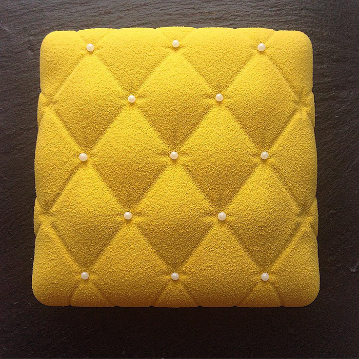 необычные зеркально-мраморные пончики