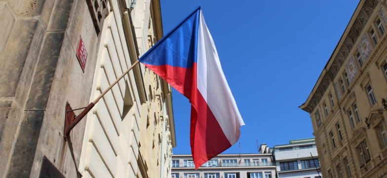 PartyPoker временно прекращает свою деятельность в Чехии