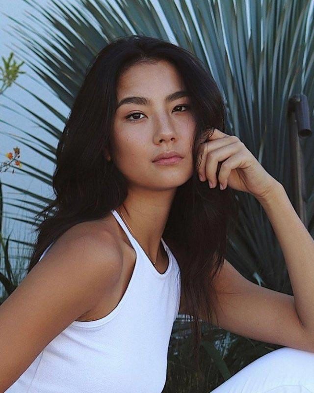 30 офигительных красоток, которые завораживают своей естественной красотой 30 офигительных красоток, которые завораживают своей естественной красотой